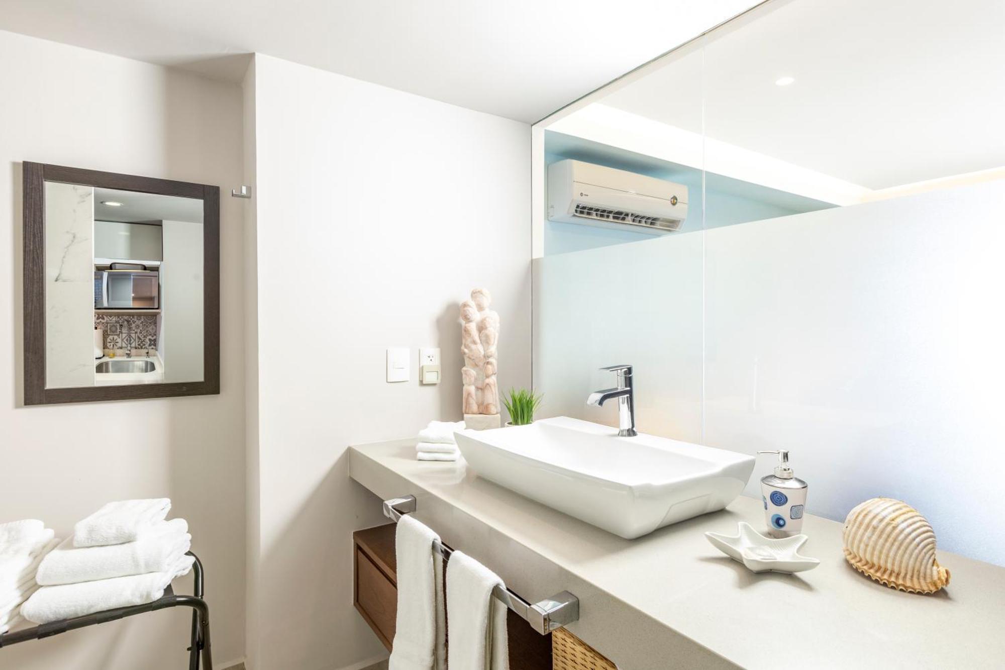Harbor 3008 Amazing Beach Front Condo By Moikkarentals ปูแอร์โตบาญาร์ตา ภายนอก รูปภาพ